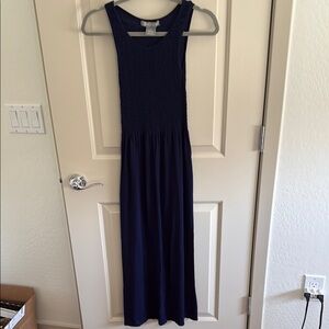 Lark & Grey smocked midi navy dress S/M